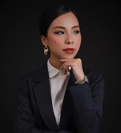 Lucy Budreau - Legal Team Member