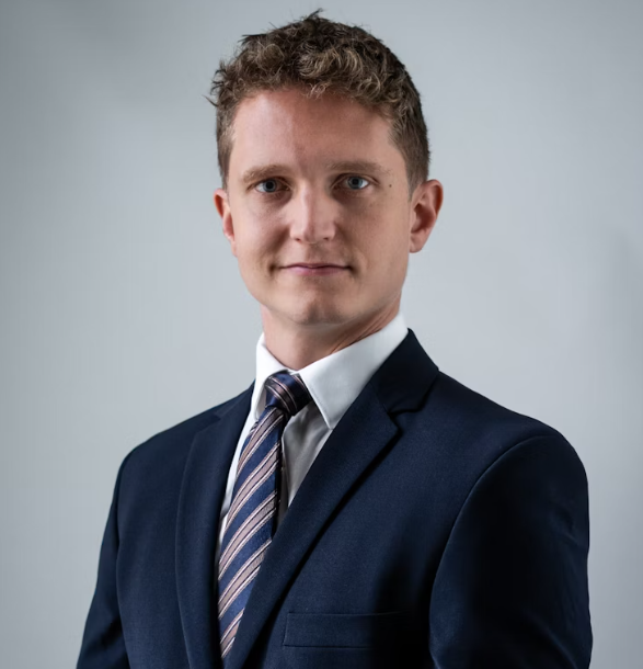 Nelson Ropke - Legal Team Member